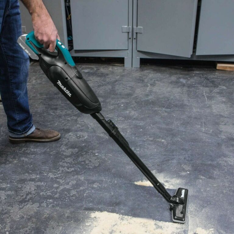 Makita Akku-Staubsauger DCL182ZB